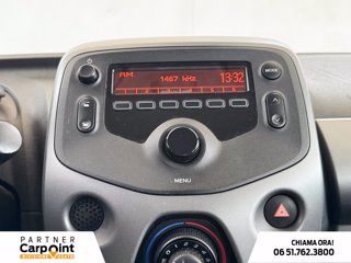 TOYOTA Aygo 5p 1.0 x-play 72cv 22