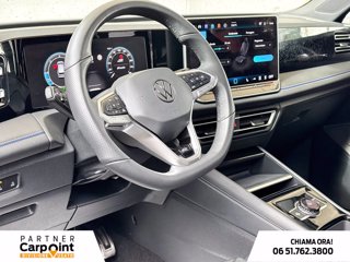 VOLKSWAGEN Tiguan 2.0 tdi r-line 150cv dsg 17